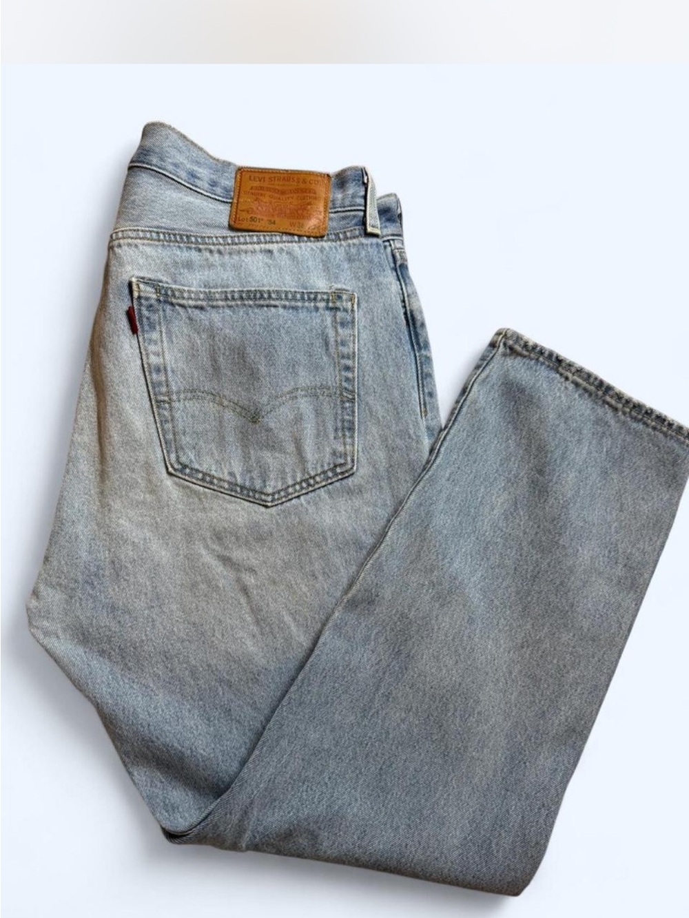 Levi’s 501 Original Jeans in a light to medium wash